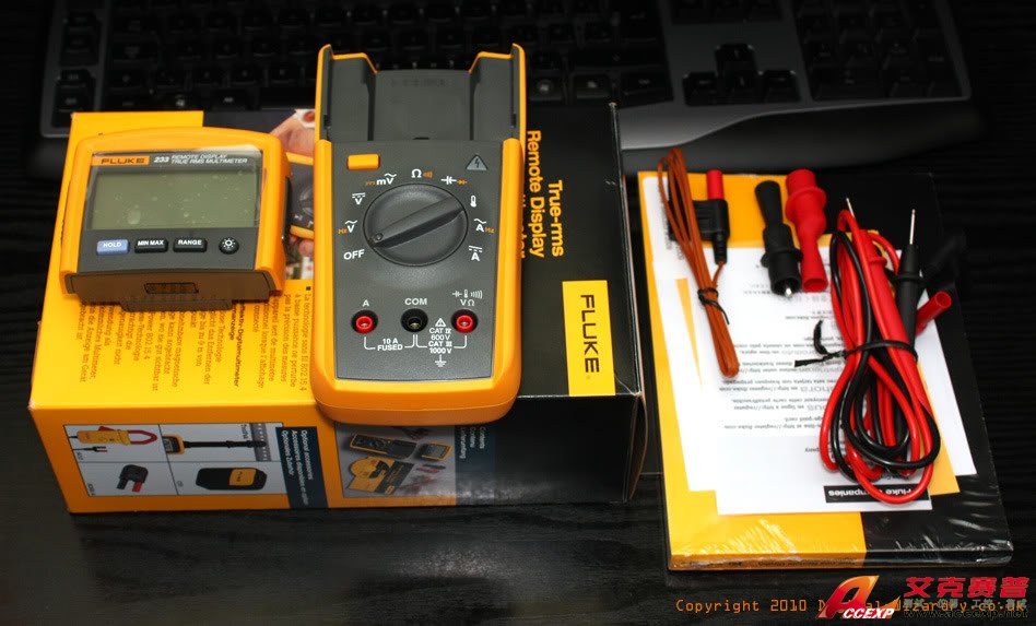 Fluke 233 數(shù)字萬(wàn)用表(真有效值、遠(yuǎn)程控制、顯示分離)圖片