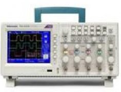 美國泰克 TDS2004C 數(shù)字存儲示波器